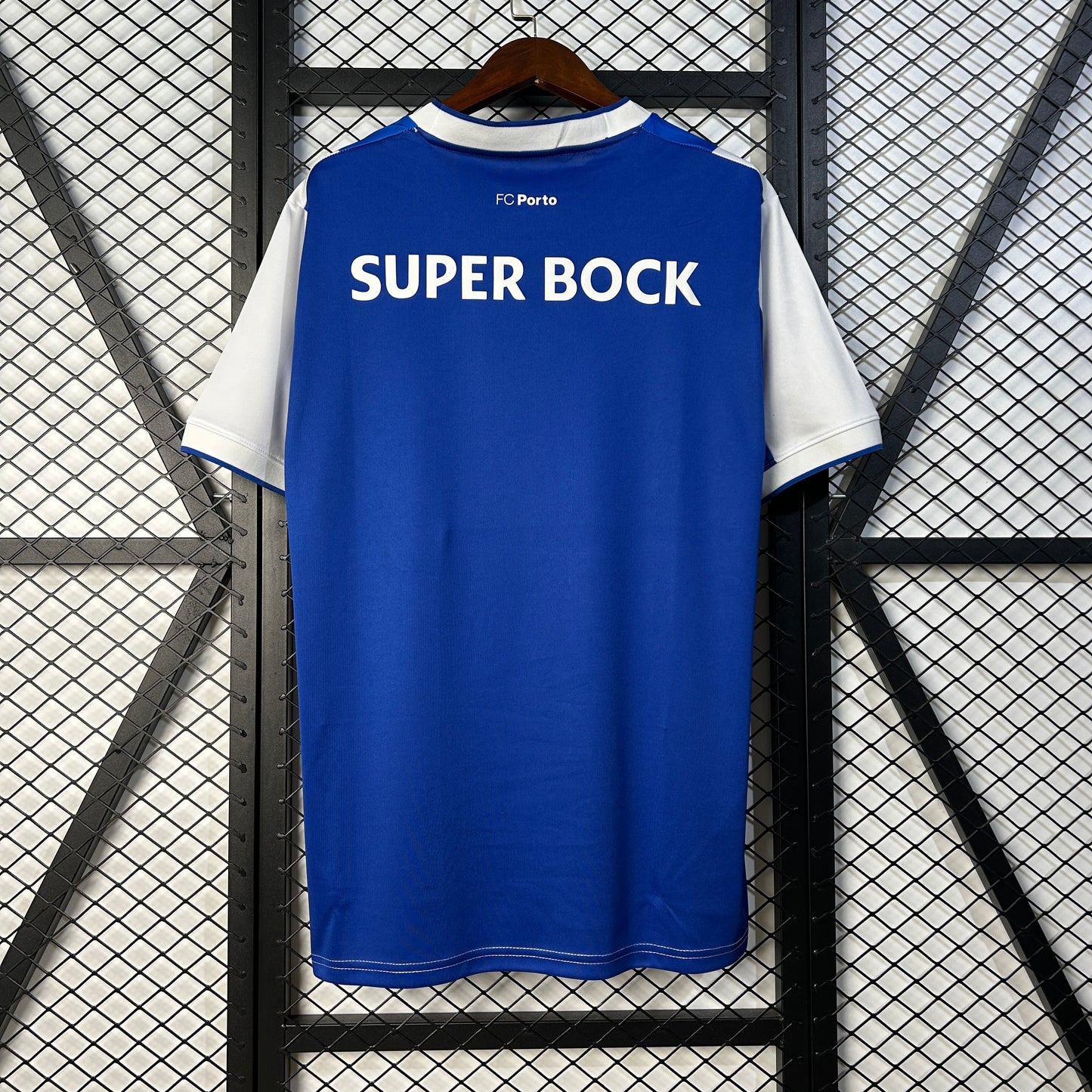 FC Porto Retro Shirt 2017-18