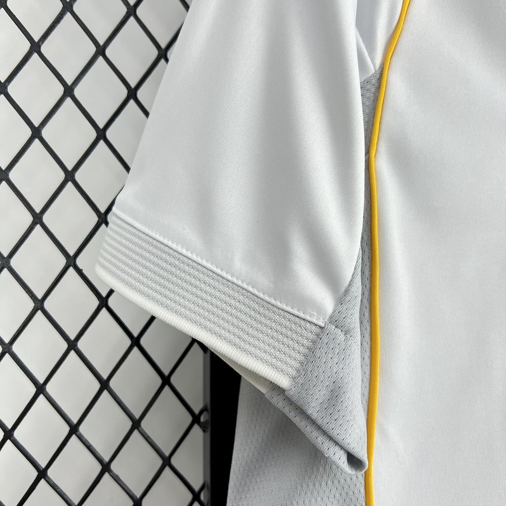 Camiseta Real Madrid 2025-26