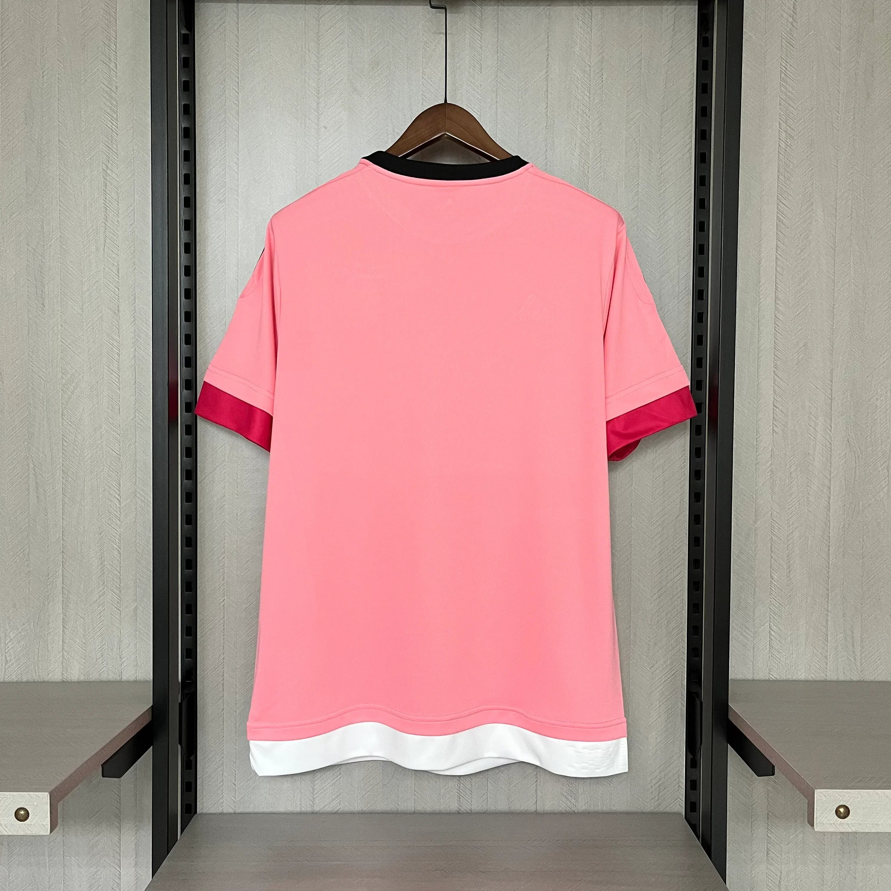 Juventus Turin Away 2015-16 – Fútbol Club Vintage