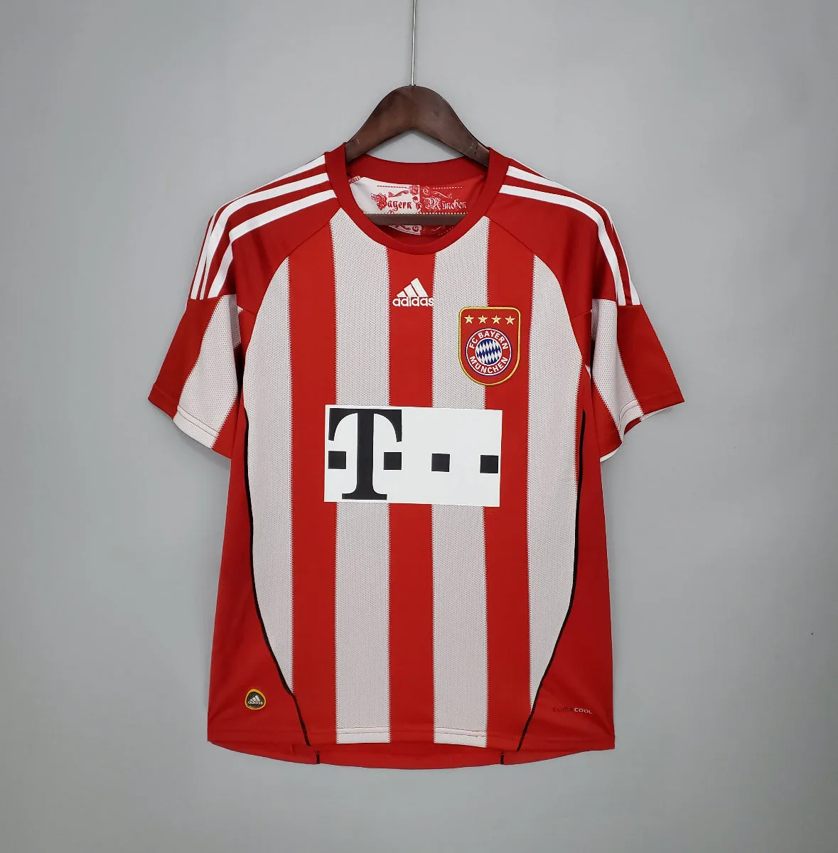 images Camiseta Retro Bayern de Munich 2010-11 - Imagen 1