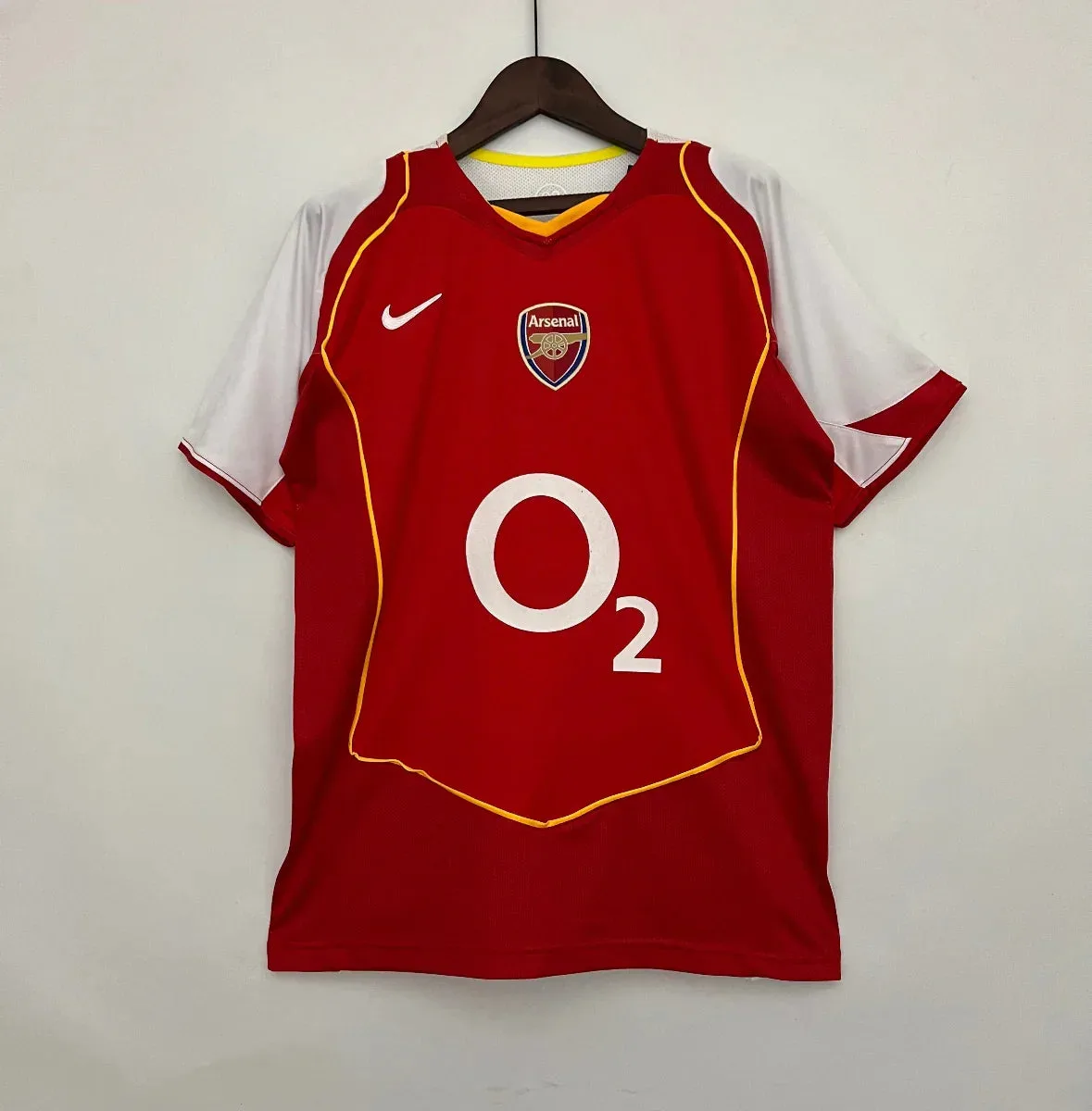 images Camiseta Arsenal FC 2004-05 Retro - Fútbol Club Vintage