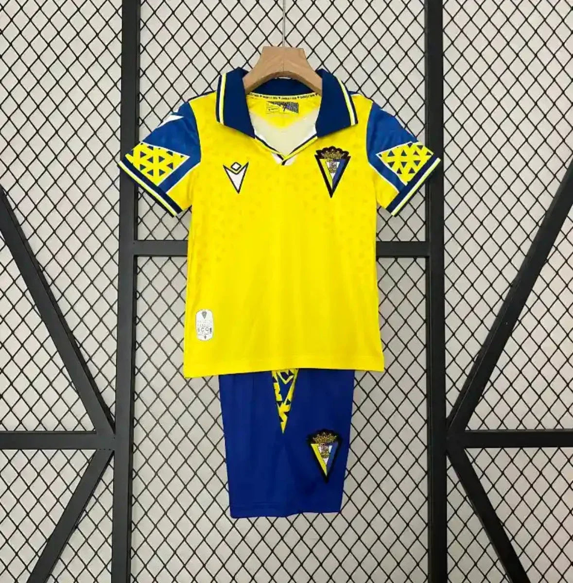 Cádiz Niños 2024-25 - Fútbol Club Vintage