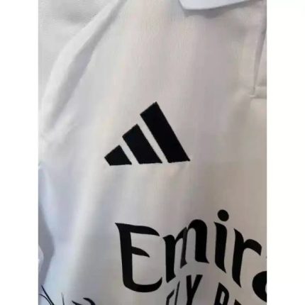 Camiseta Real Madrid Edición Especial Rosa 2025-26 - Fútbol Club Vintage