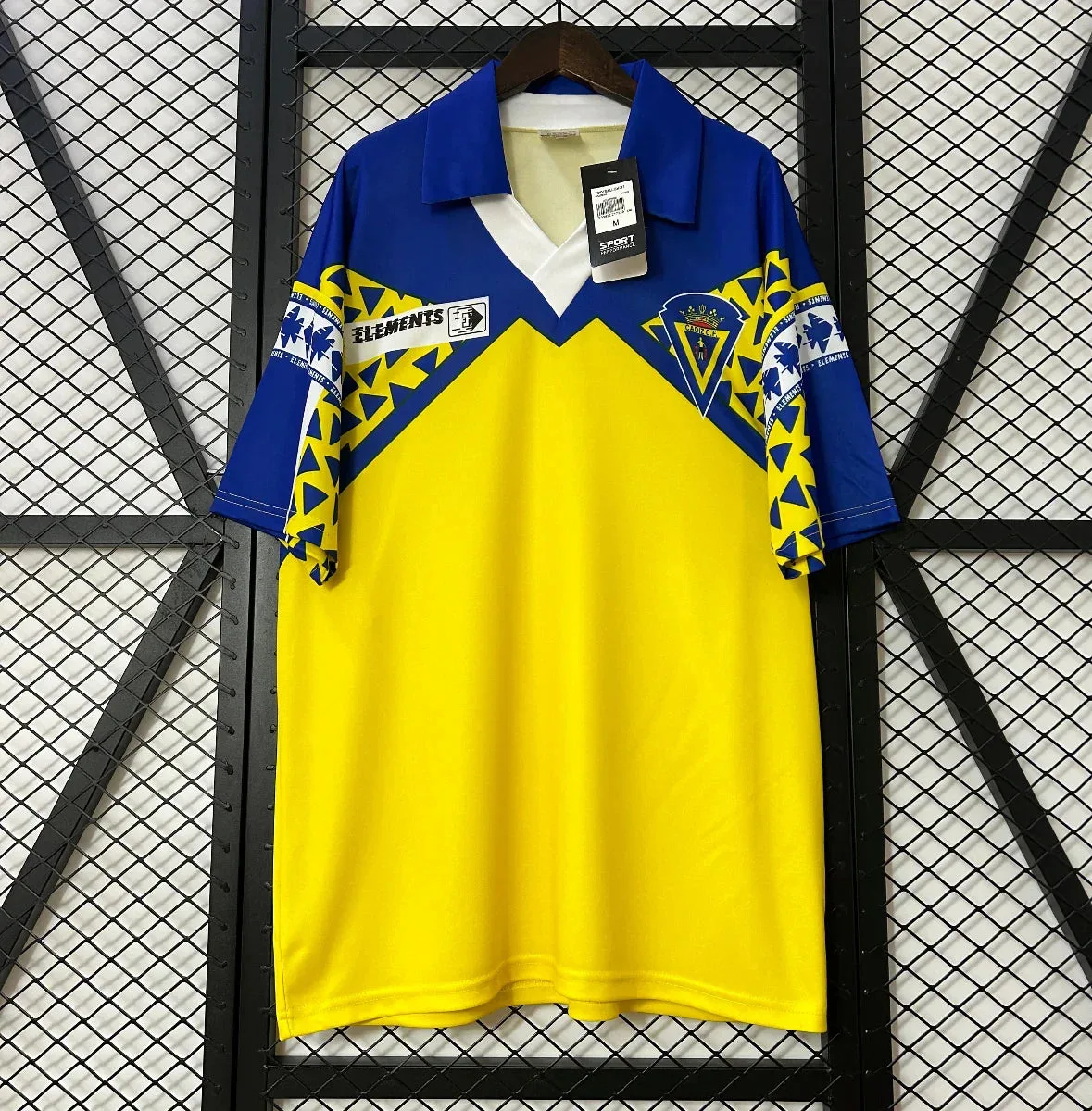 images Camiseta Retro Cádiz 1991-92 - Fútbol Club Vintage