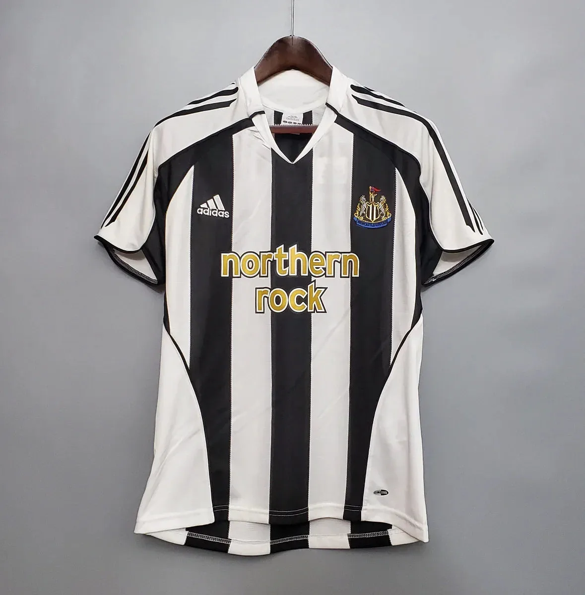 images Camiseta Retro Newcastle United 2005-06 - Fútbol Club Vintage