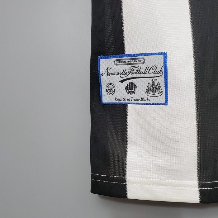 Camiseta Retro Newcastle United 1995-97 - Fútbol Club Vintage