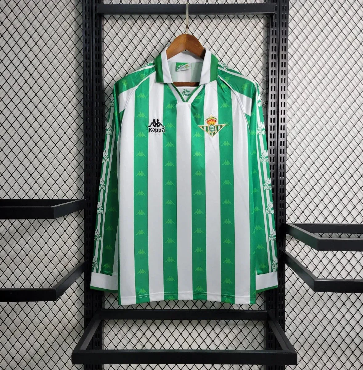 Camsieta CR Betis Balompié (manga larga) 1995-97 Camsieta CR Betis Balompié (manga larga) 1995-97 - Fútbol Club Vintage