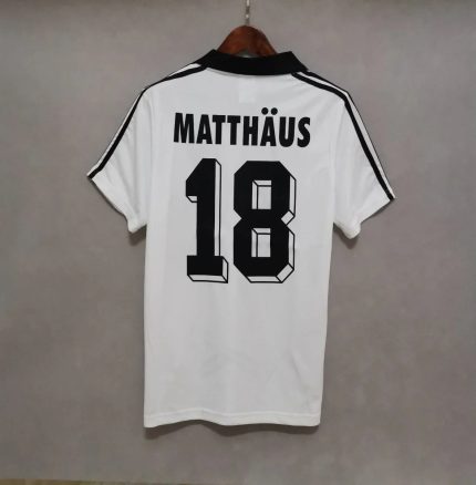 Matthäus Alemania 1980 - Fútbol Club Vintage