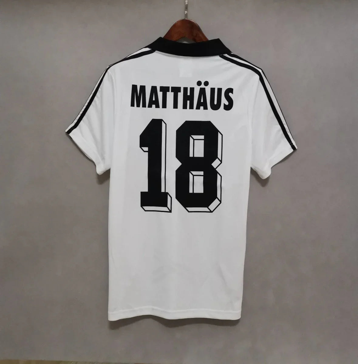 Matthäus Alemania 1980 - Fútbol Club Vintage