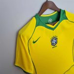 Camiseta Retro Brasil 2004 - Fútbol Club Vintage