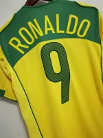 Camiseta Retro Ronaldo Brasil 2004 - Fútbol Club Vintage