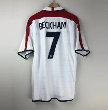 Camiseta Retro Beckham Inglaterra 2004 - Fútbol Club Vintage