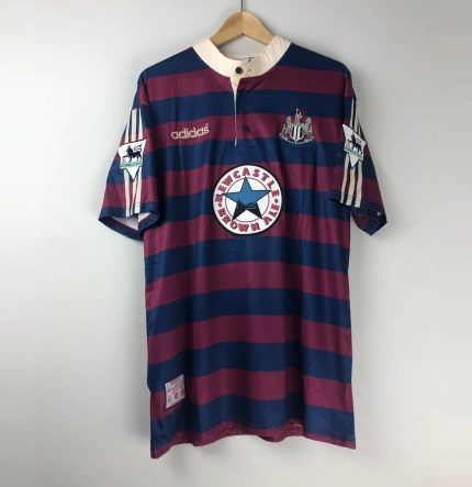 Camiseta Retro Ginola Newcastle United FC Visitante 1995-96 - Fútbol Club Vintage