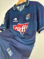 Camiseta Real Sociedad Visitante 1998-00 Kovacevic - Imagen 4