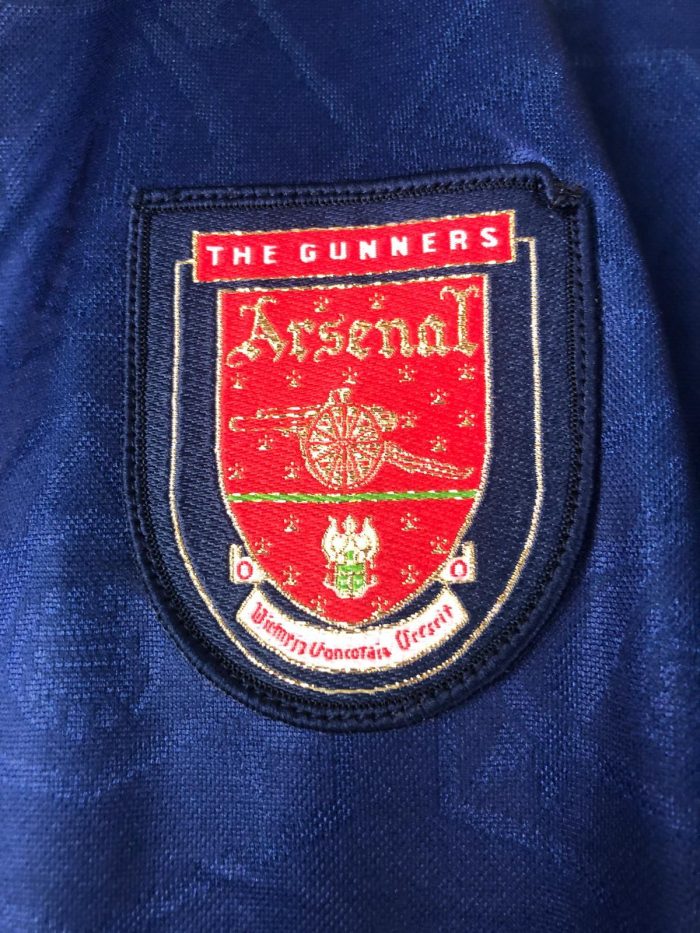 Camiseta Bergkamp Arsenal FC Visitante 1995-96 Retro - Fútbol Club Vintage