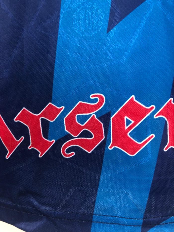 Camiseta Bergkamp Arsenal FC Visitante 1995-96 Retro - Fútbol Club Vintage