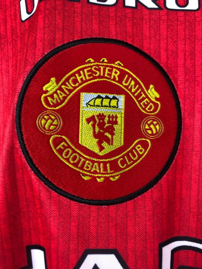 Camiseta Retro Cantona Manchester United FC 1996 - Fútbol Club Vintage