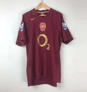 Camiseta Henry Arsenal FC Visitante 2005-06 Retro - Fútbol Club Vintage
