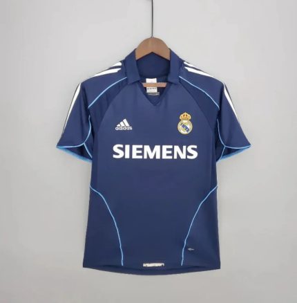 Camiseta Retro Real Madrid Visitante 2005-06 - Fútbol Club Vintage
