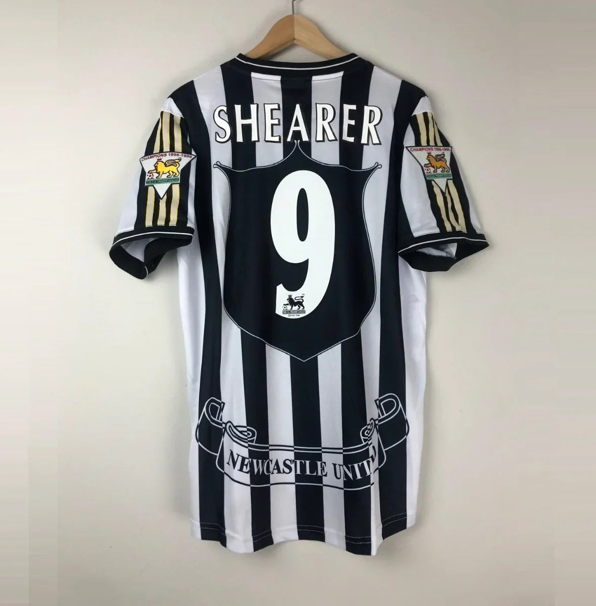 Camiseta Retro Shearer Newcastle United FC 1998-99 - Fútbol Club Vintage