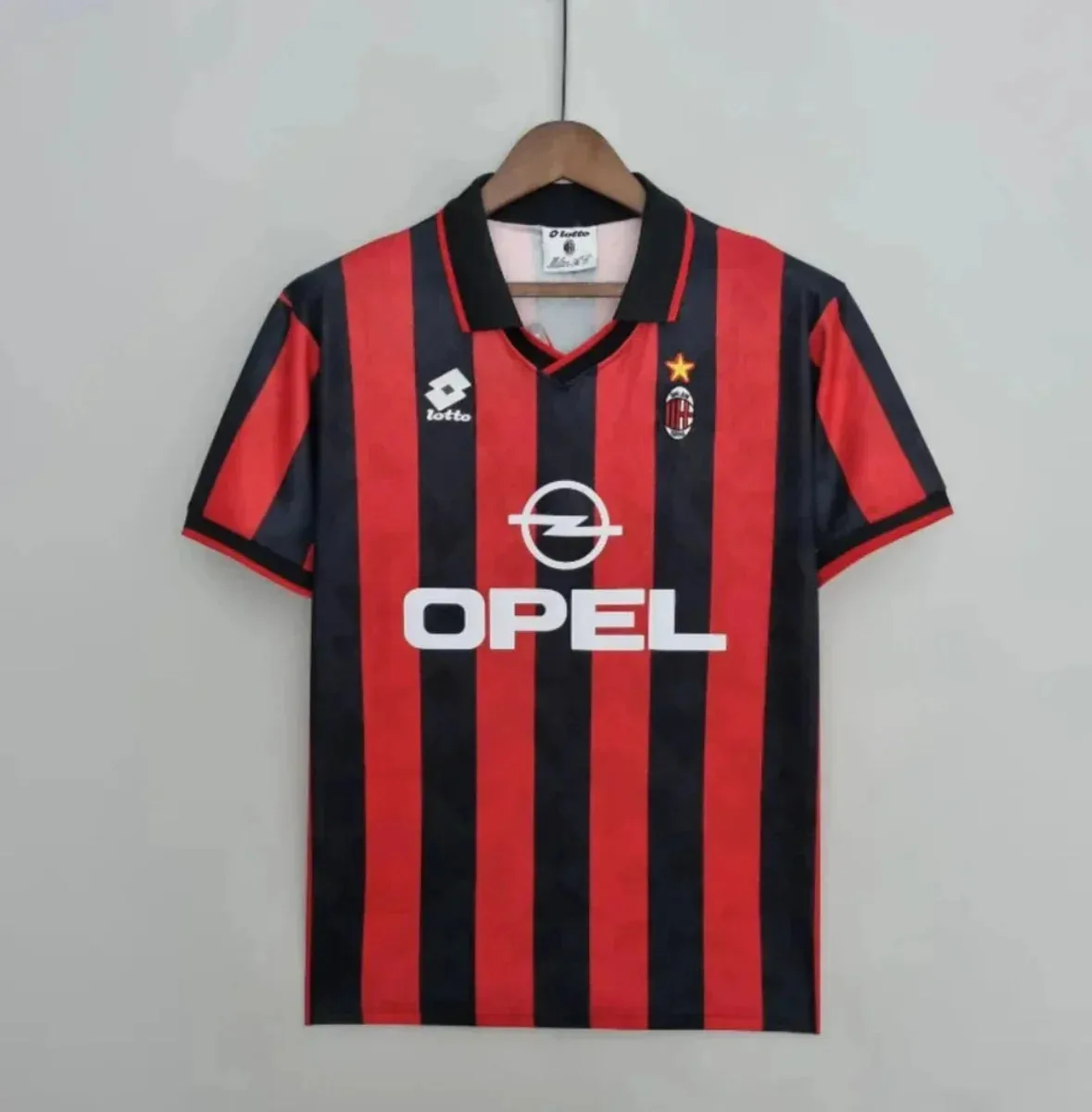 images Camiseta Retro AC Milán 1995-96 - Fútbol Club Vintage
