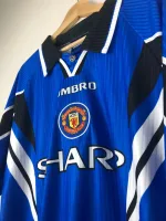 Camiseta Retro Cantona Manchester United FC Visitante 1996-97 - Fútbol Club Vintage