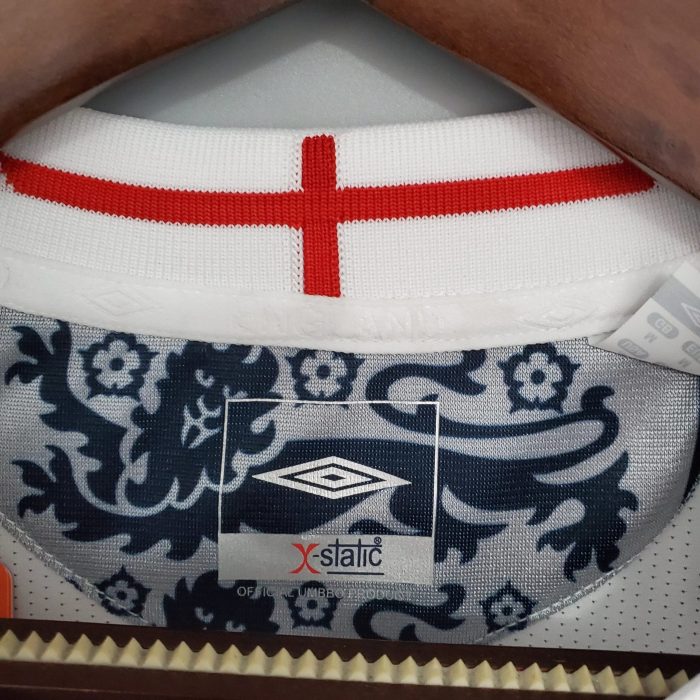 Camiseta Retro Inglaterra 2006 - Fútbol Club Vintage