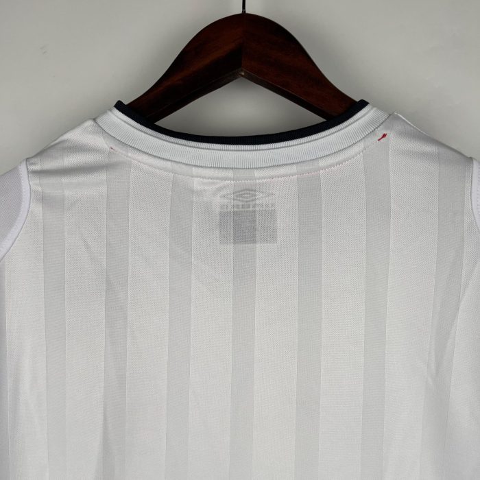Camiseta Retro Inglaterra Mangas Largas 2002 - Fútbol Club Vintage