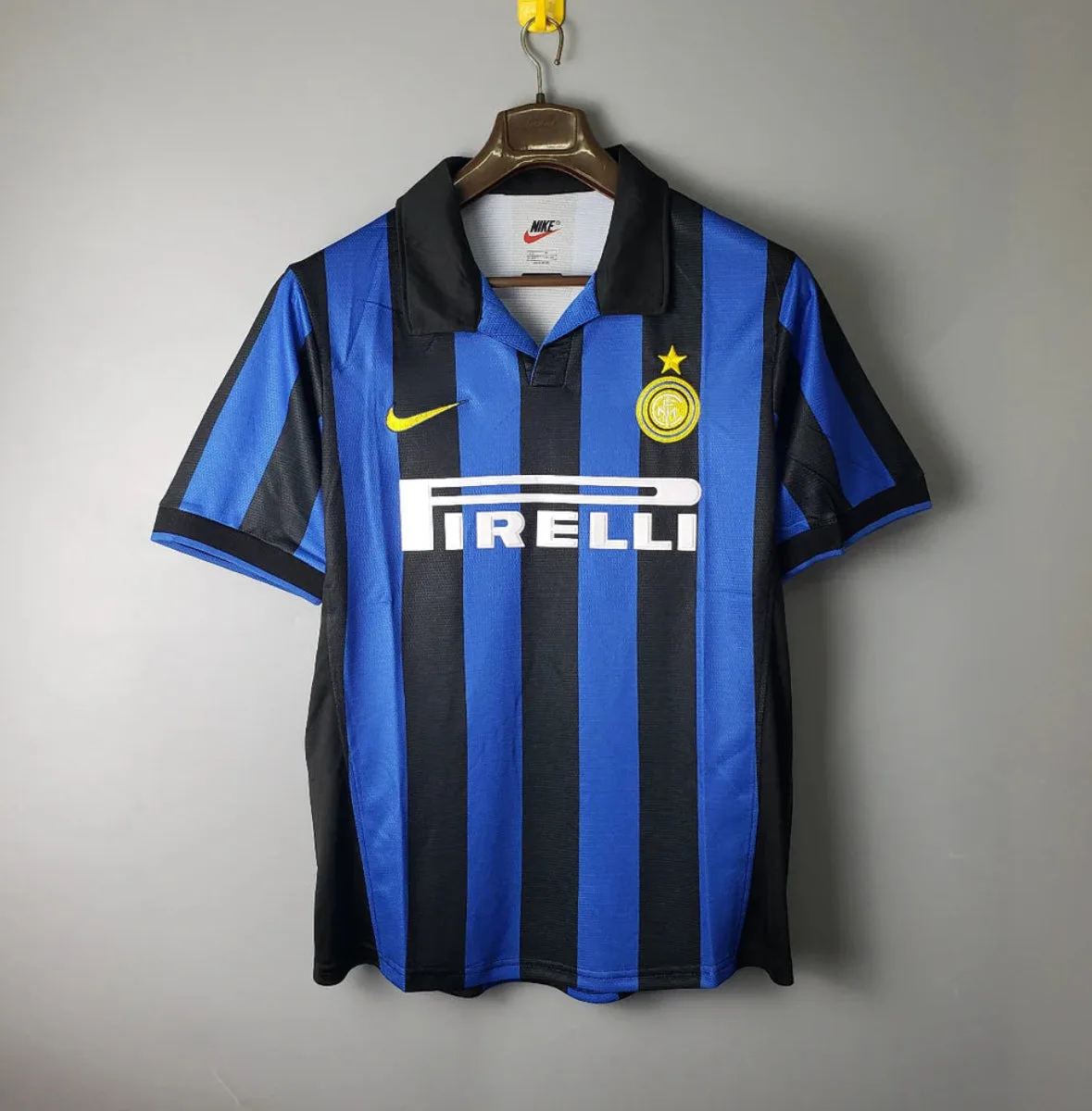 images Camiseta Retro Inter Milán 1998-99 - Imagen 1