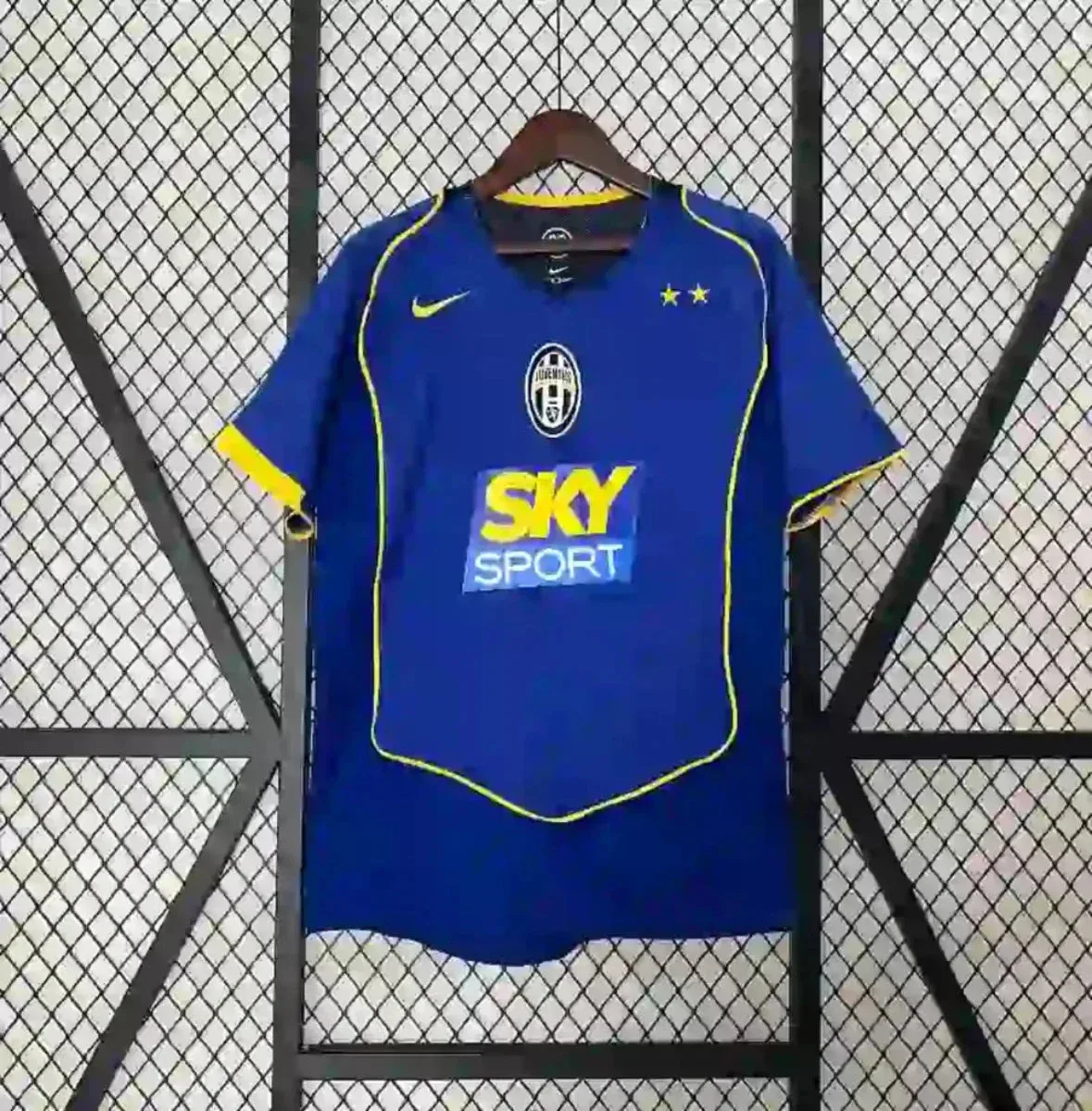 images Camiseta Retro Juventus de Turín Visitante 2004-05 - Fútbol Club Vintage