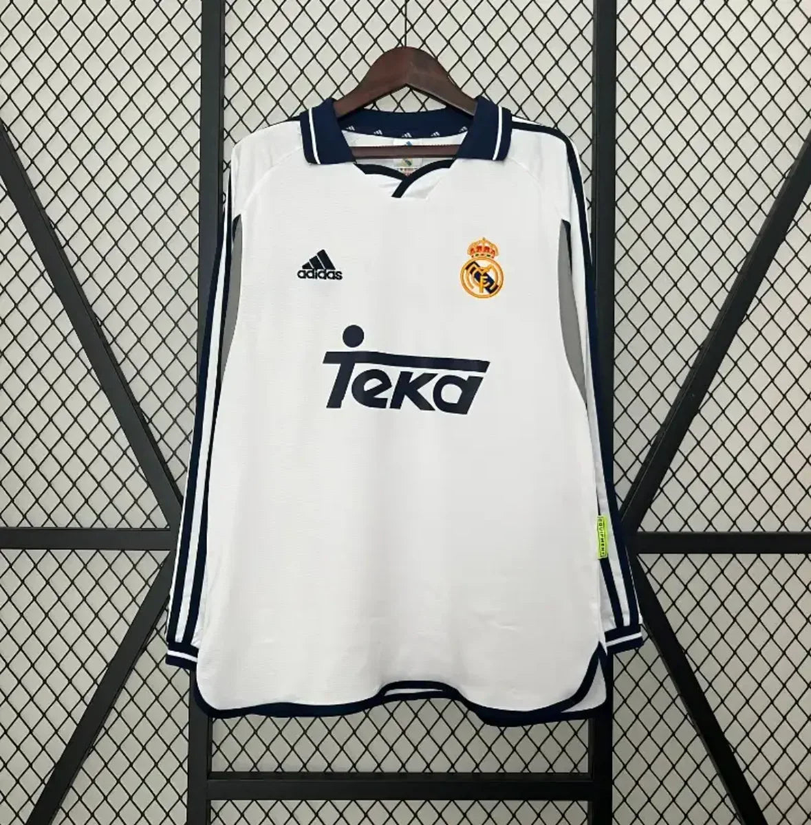 Camiseta Retro Real Madrid Manga Larga 2000