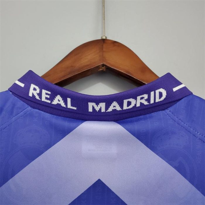 Camiseta Retro Real Madrid Visitante 1996-97 - Fútbol Club Vintage