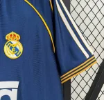Camiseta Real Madrid Visitante (3º) Retro 1998 - Imagen 5