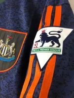 Camiseta Retro Shearer Newcastle Visitante 1997-98 - Fútbol Club Vintage