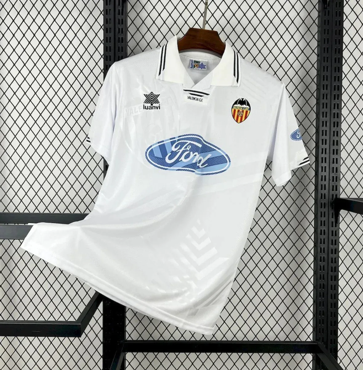 images Camiseta Retro Valencia 1999-00 Ford - Fútbol Club Vintage