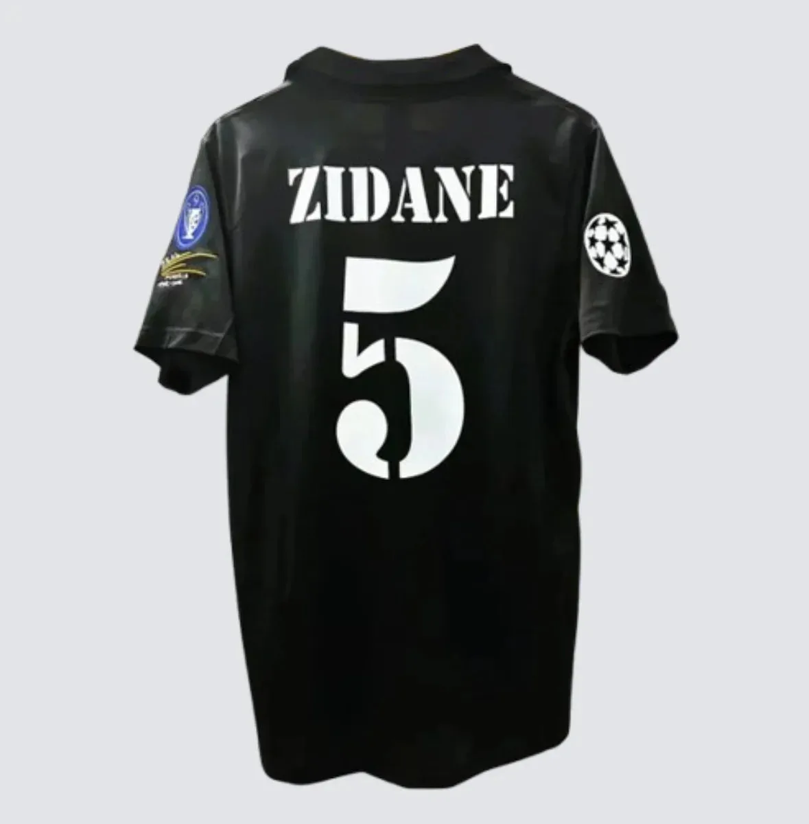 images Camiseta Retro Zidane Real Madrid 2003 - Fútbol Club Vintage