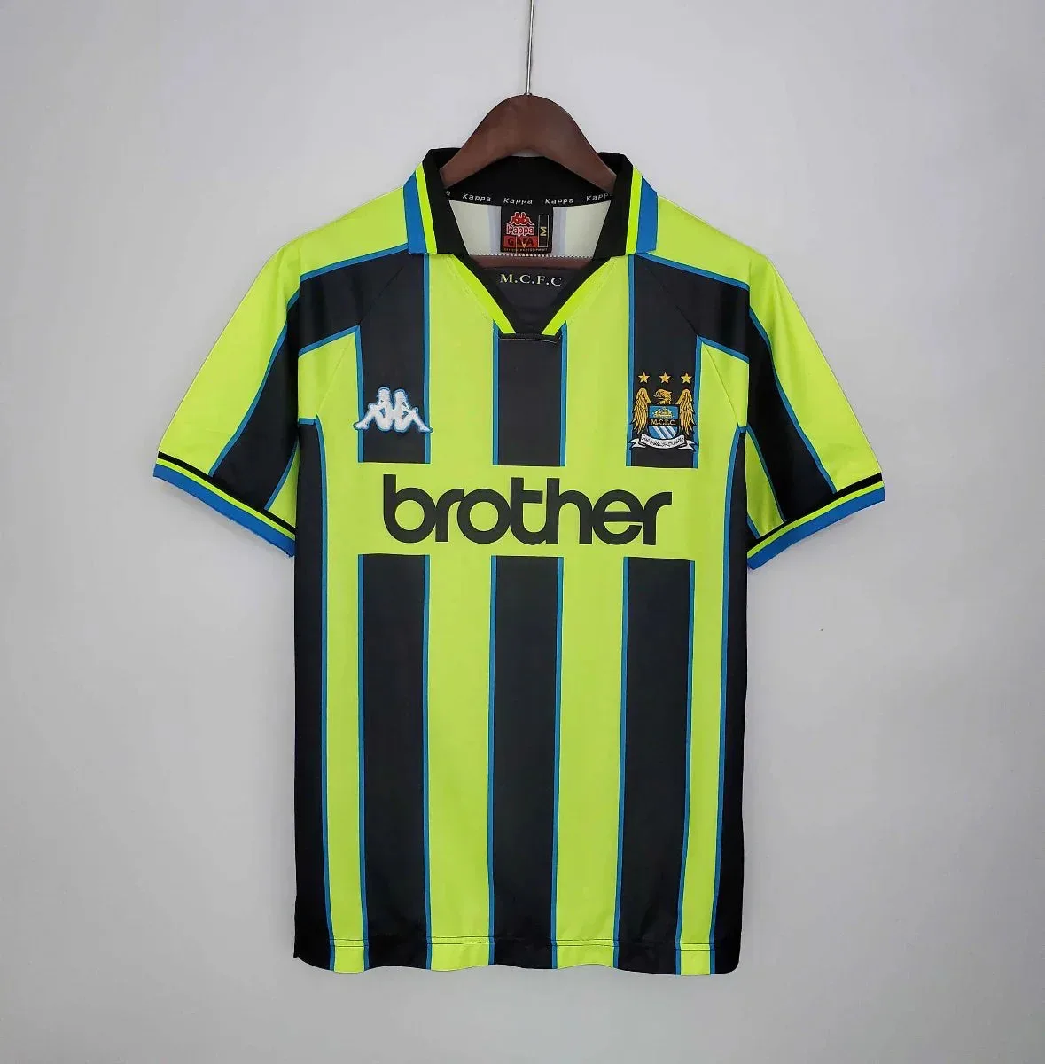 images Camiseta Retro Manchester City FC Visitante 1998-99 - Fútbol Club Vintage