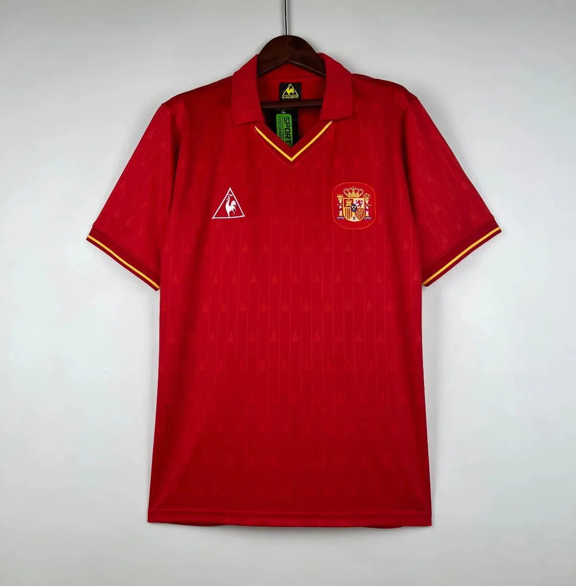 images Camiseta Retro España 1988-91 - Fútbol Club Vintage