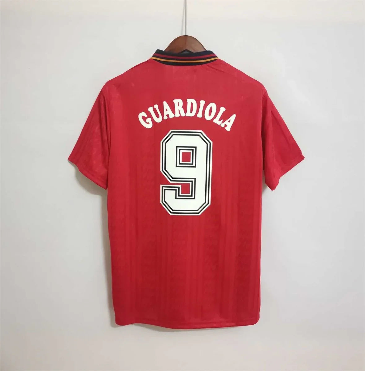 Camiseta Retro España 1994-96 Pep Guardiola - Fútbol Club Vintage