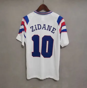 Zidane Francia Visitante 1996 - Fútbol Club Vintage
