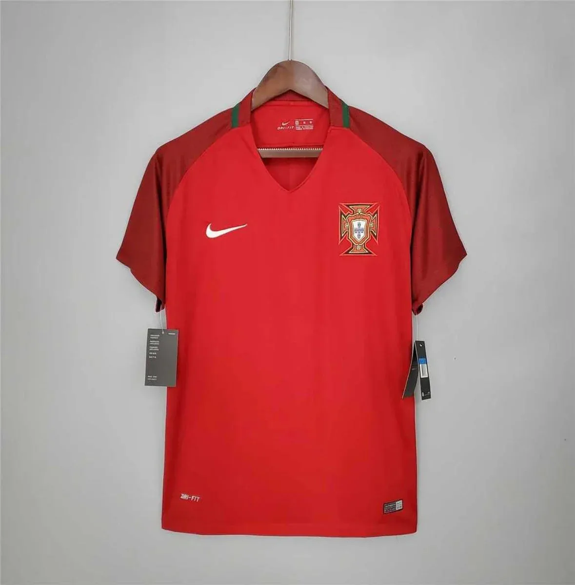 images Portugal 2016-17 - Fútbol Club Vintage