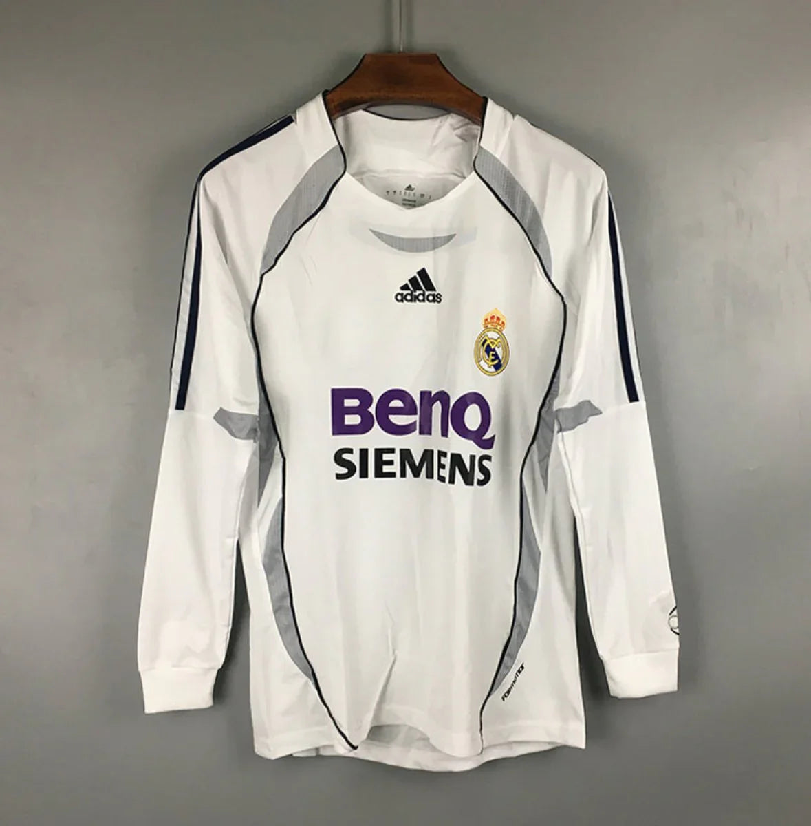 Real Madrid Manga Larga 2006 - Fútbol Club Vintage
