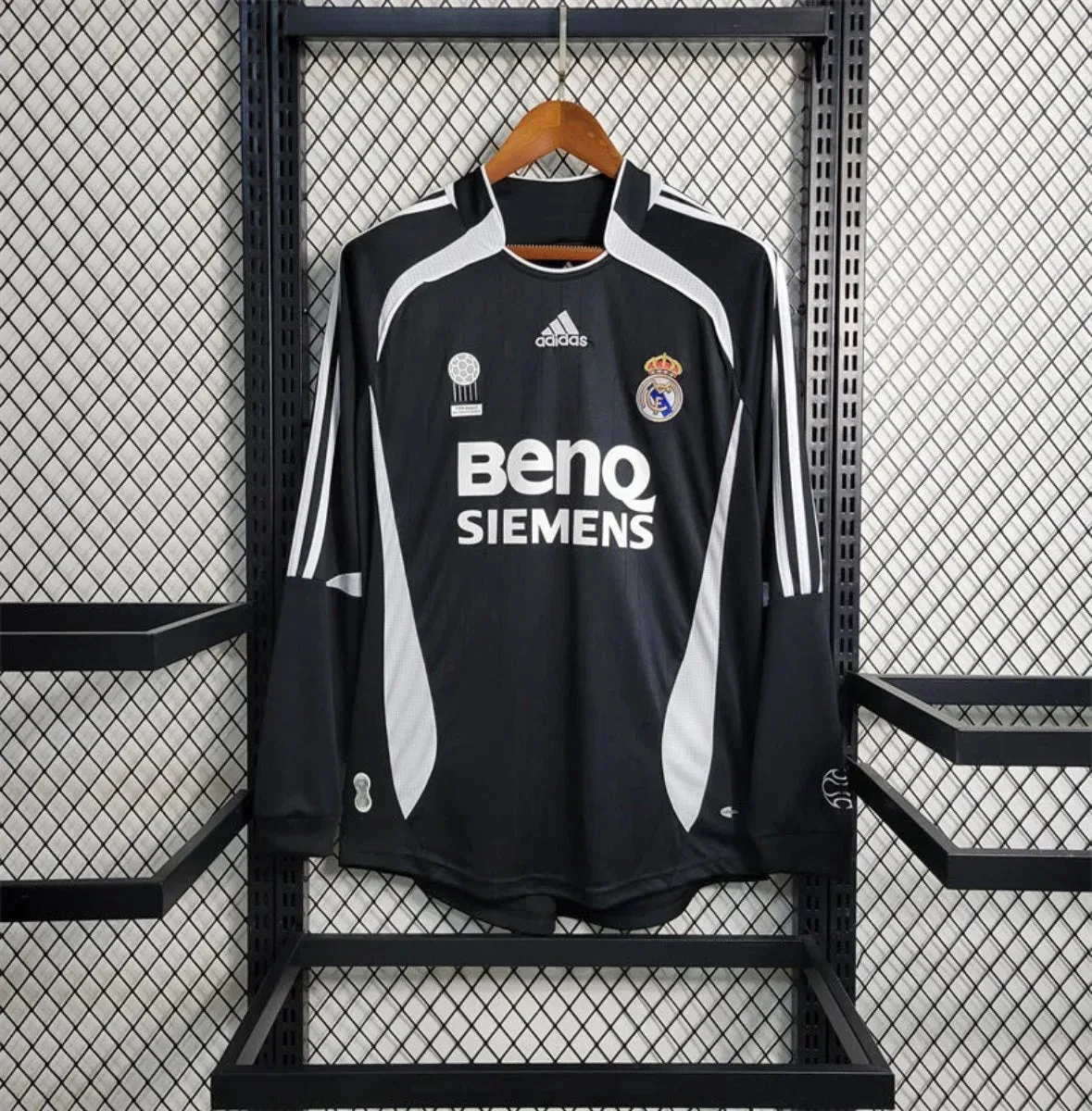 Real Madrid Visitante Manga Larga 2006 Real Madrid Visitante Manga Larga 2006 - Fútbol Club Vintage
