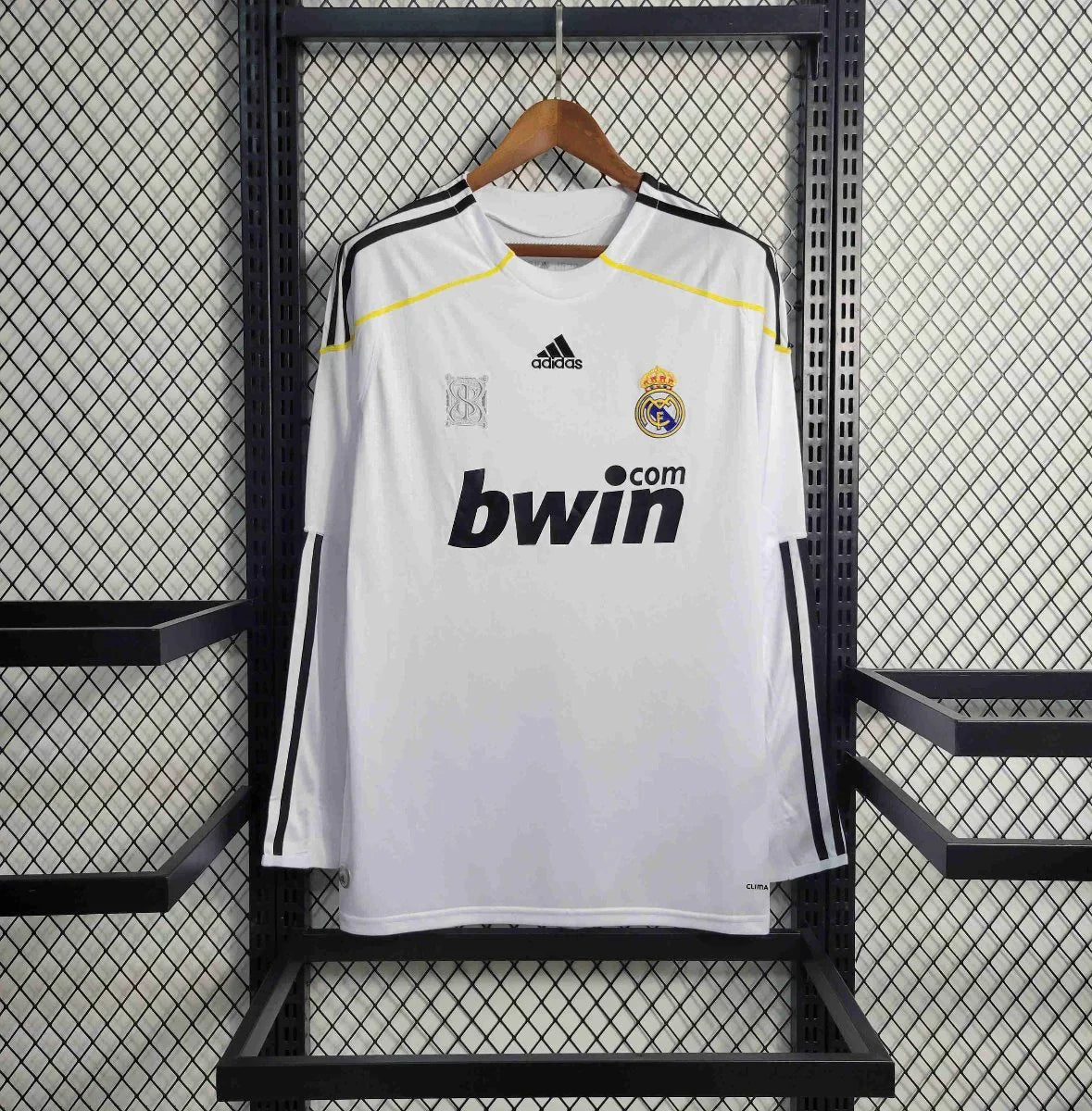 Real Madrid Manga Larga 2009 - Fútbol Club Vintage