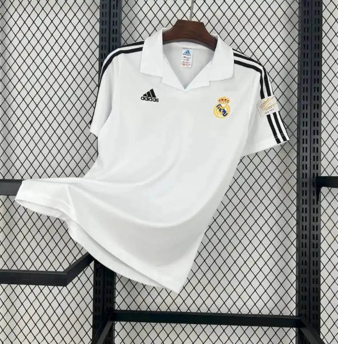 Camiseta Clásica Real Madrid 2001-02 - Fútbol Club Vintage