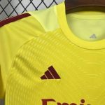 Real Madrid Niños Portero Amarillo 2025-26 - Fútbol Club Vintage