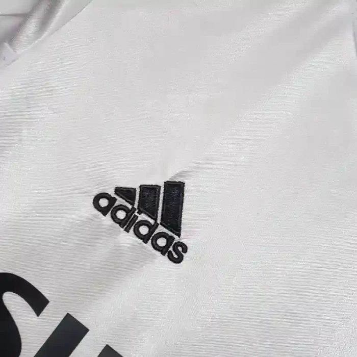 Camiseta Retro Real Madrid 2004-05 - Fútbol Club Vintage