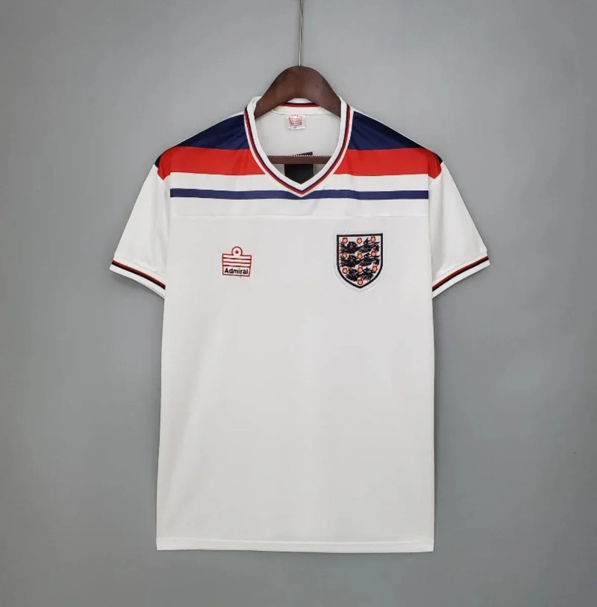 Camiseta Retro Inglaterra 1982 - Fútbol Club Vintage