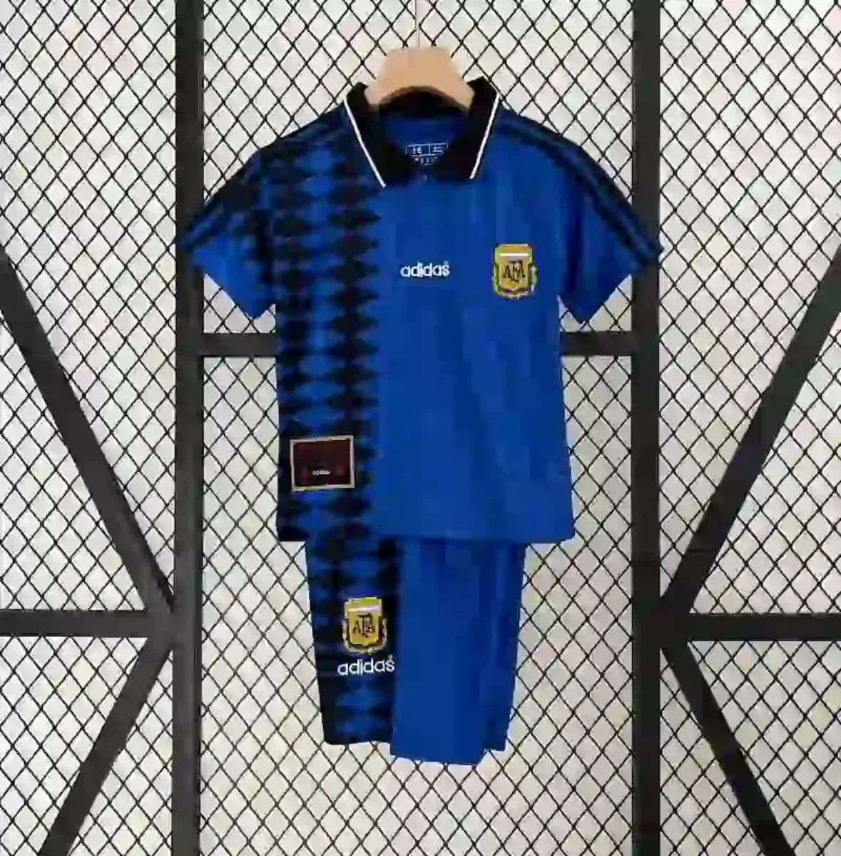 images Retro Niños Argentina Visitante 1994 - Fútbol Club Vintage
