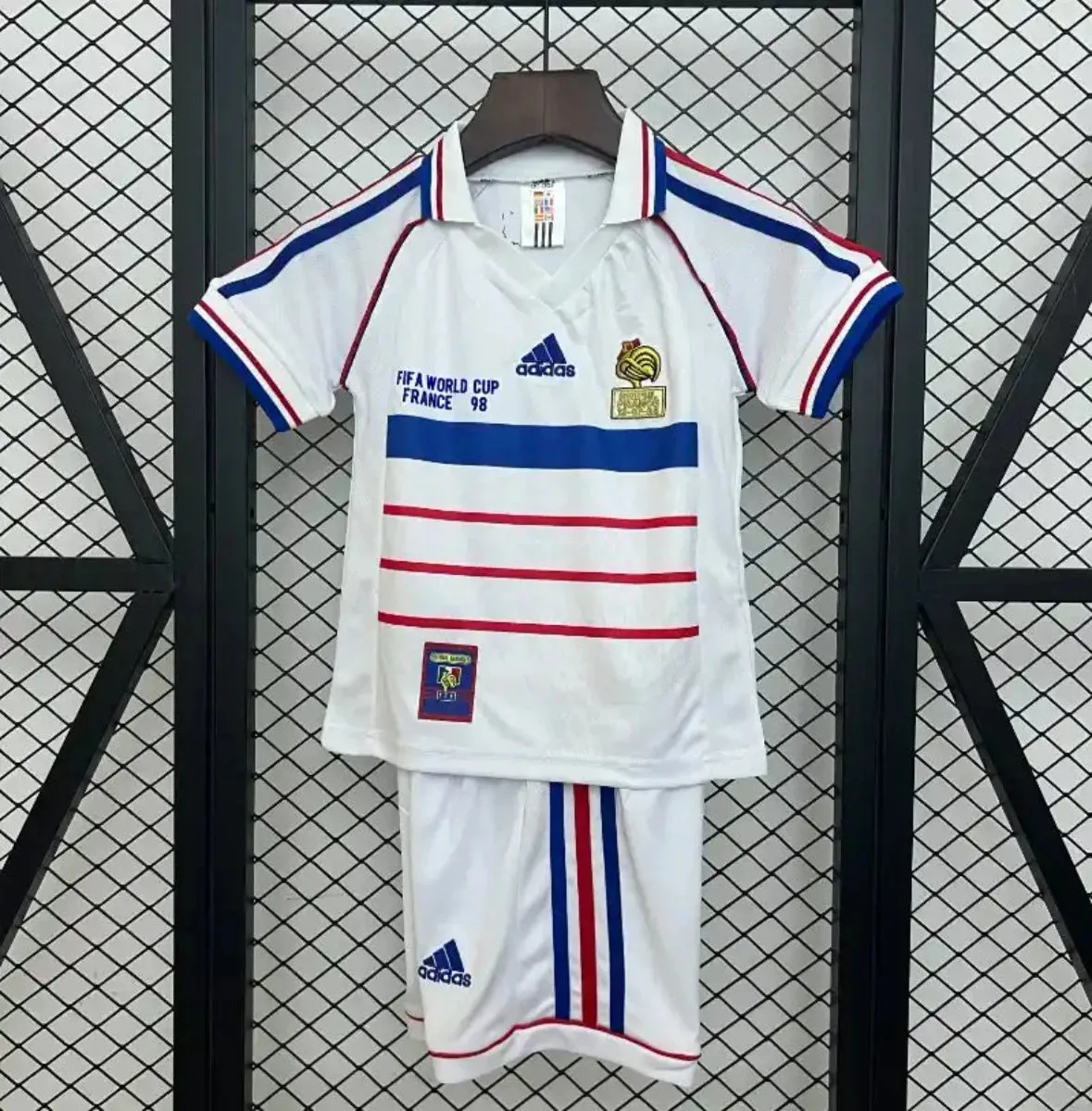 images Retro Niños Francia Visitante 1998 - Fútbol Club Vintage